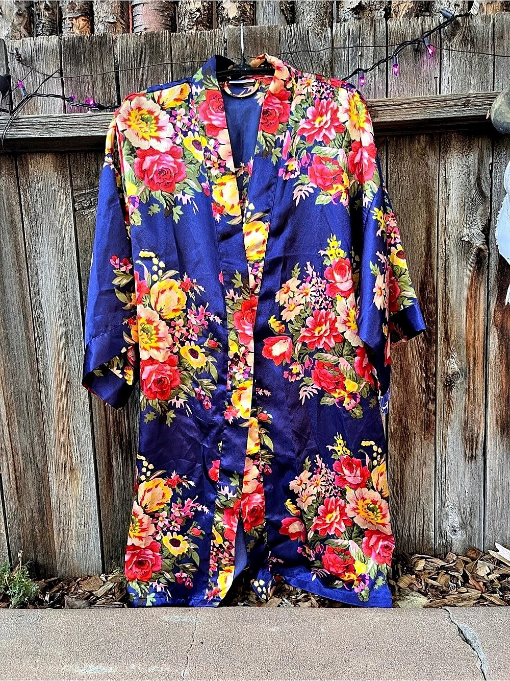Ms. Lovely Floral Short Robe Flowy Layer